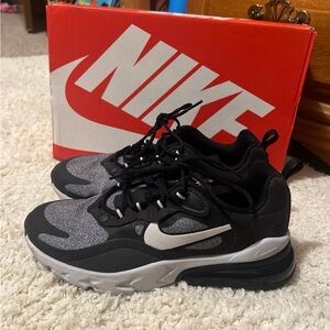 Nike Air Max React 270